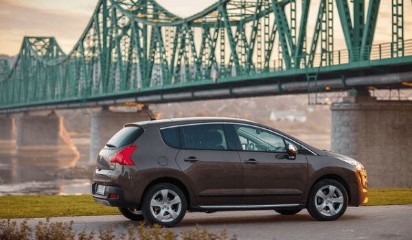 2026款宝马X3曜夜版:黑化细节升级,运动风范再进化